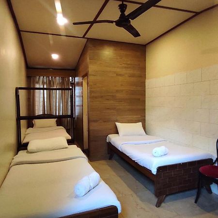 Baba Tourist Lodge Shillong Esterno foto